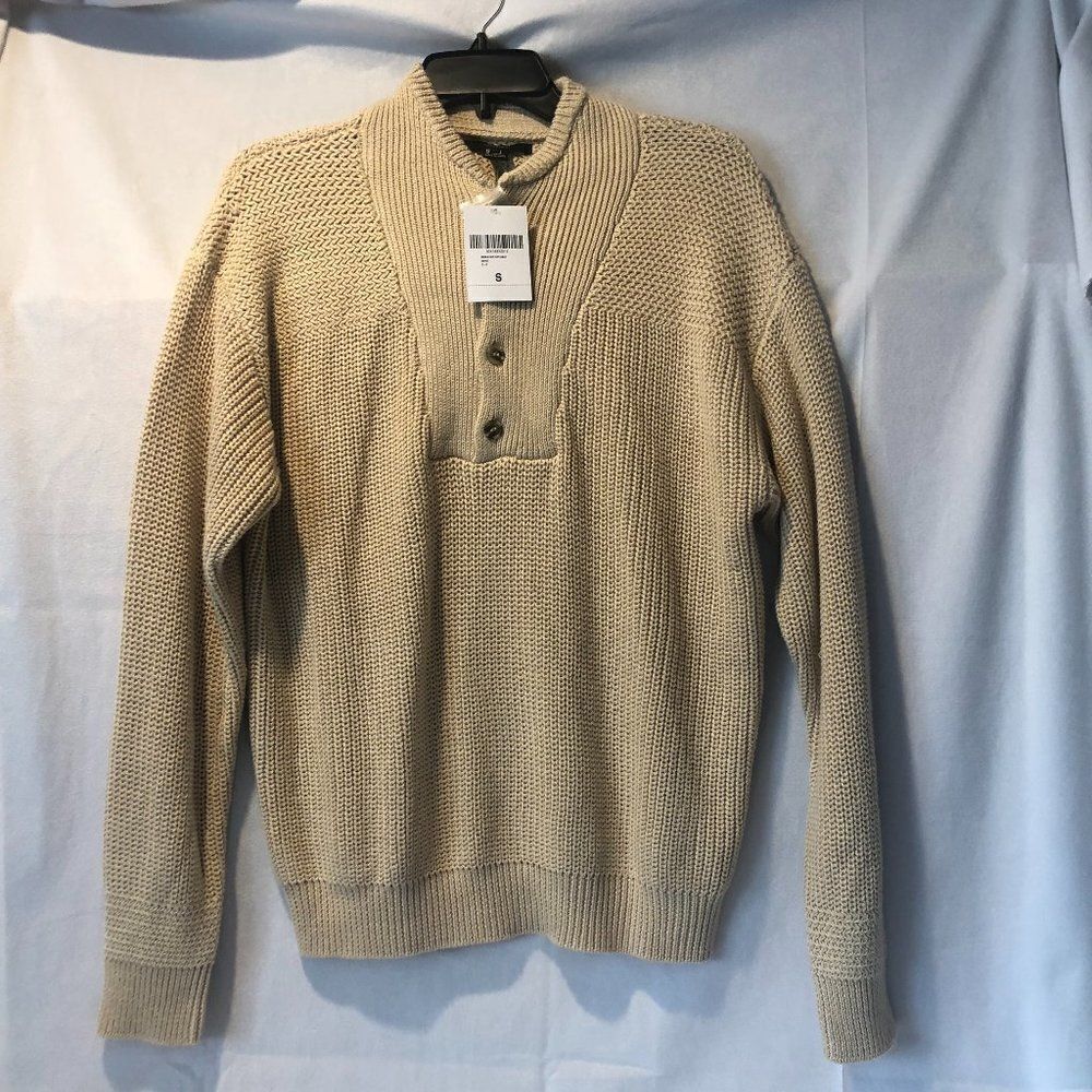 Forever 21 1/4 Button Down Sweater Size small.      MT